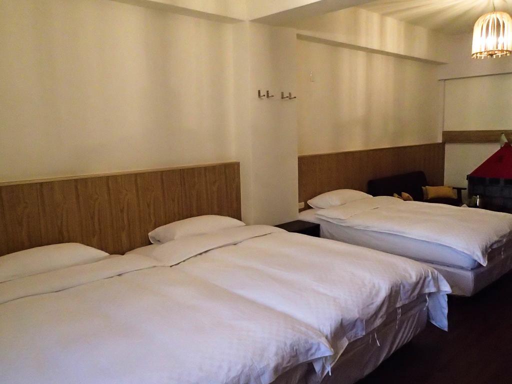 Meow G Cafe Hostel Kota Hualien Ruang foto