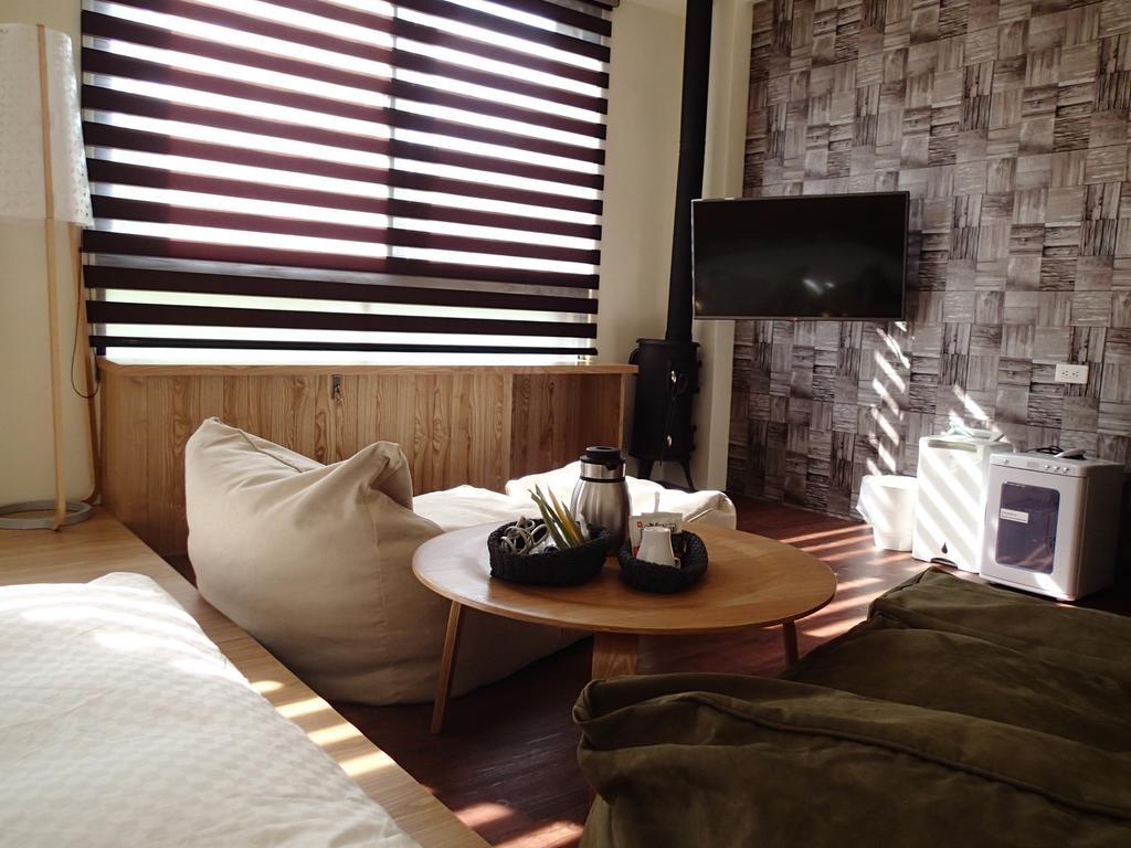 Meow G Cafe Hostel Kota Hualien Ruang foto