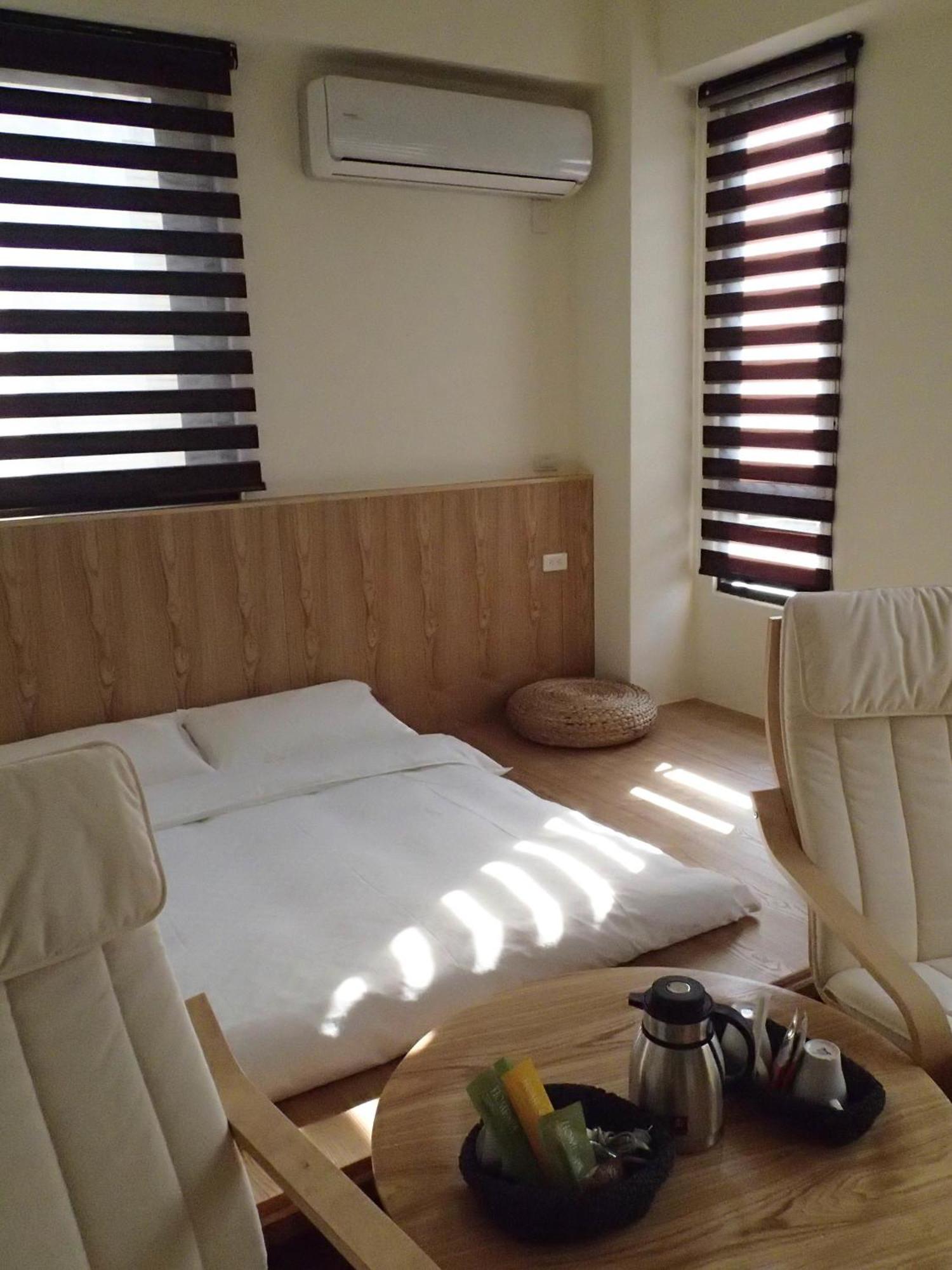 Meow G Cafe Hostel Kota Hualien Ruang foto